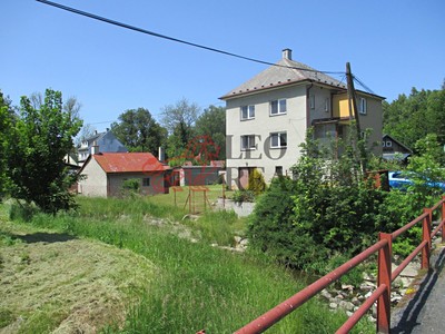 Budišovská, Dvorce